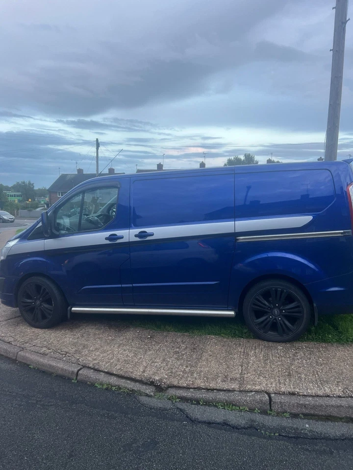 Ford Transit Custom 2.2 – Chain Driven – 95k Miles – Very Well Looked After - Image 3 of 4