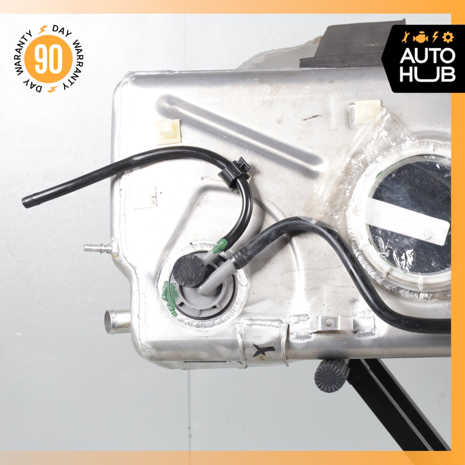06-13 Maserati Quattroporte M139 S GT S Gas Fuel Tank Reservoir Assembly OEM 50k