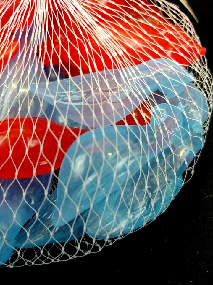 Margaritaville 30ct Reusable Parrot Ice Cubes 4 Bags 120 Pieces, Red & Blue, New - Image 4 of 4