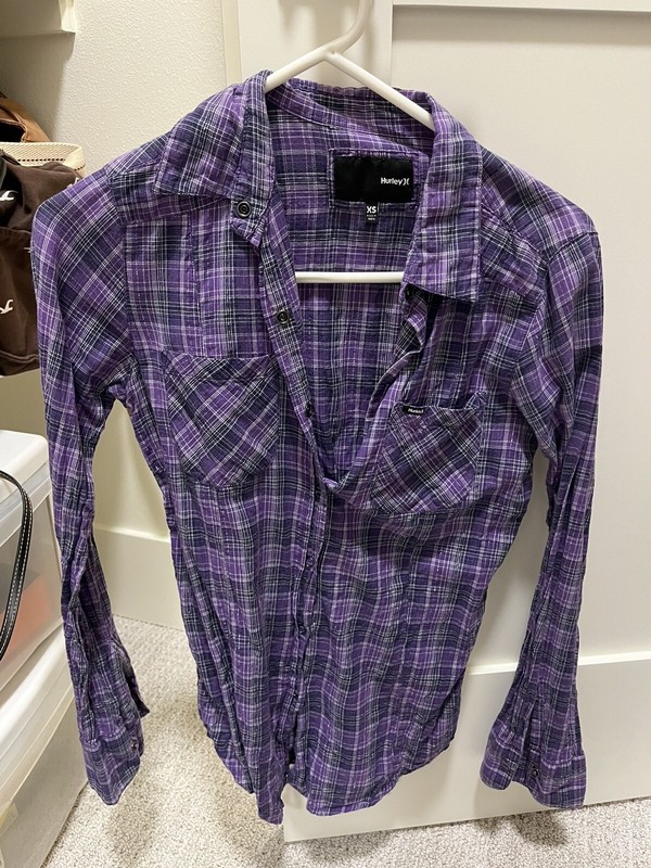 Hurley women's purple plaid Long sleeve snap button up shirt XS Women's
