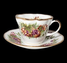 RARO VINTAGE ROYAL MINSTER TAZA DE TÉ Y PLATILLO PORCELANA DE HUESO FINO FLORES Y FRUTAS