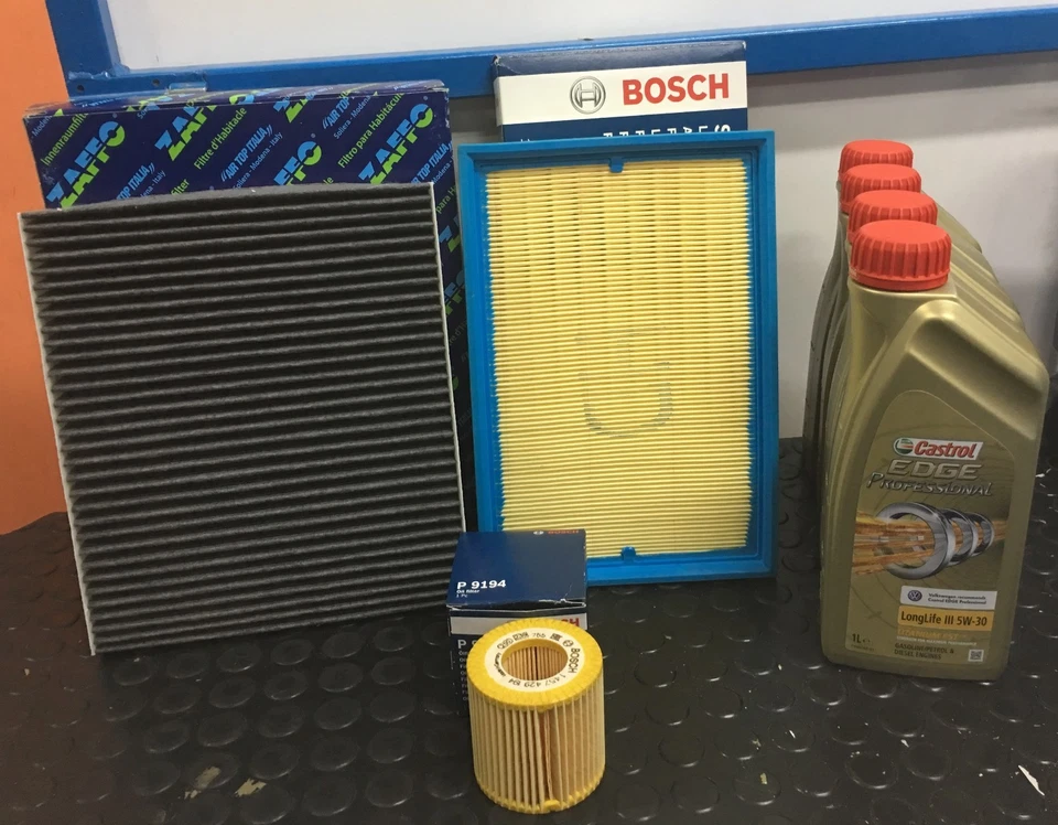 KIT TAGLIANDO 3 FILTRI BOSCH 4 LT CASTROL 5W30 VW POLO 9N 1.2 BENZINA 69CV 12V