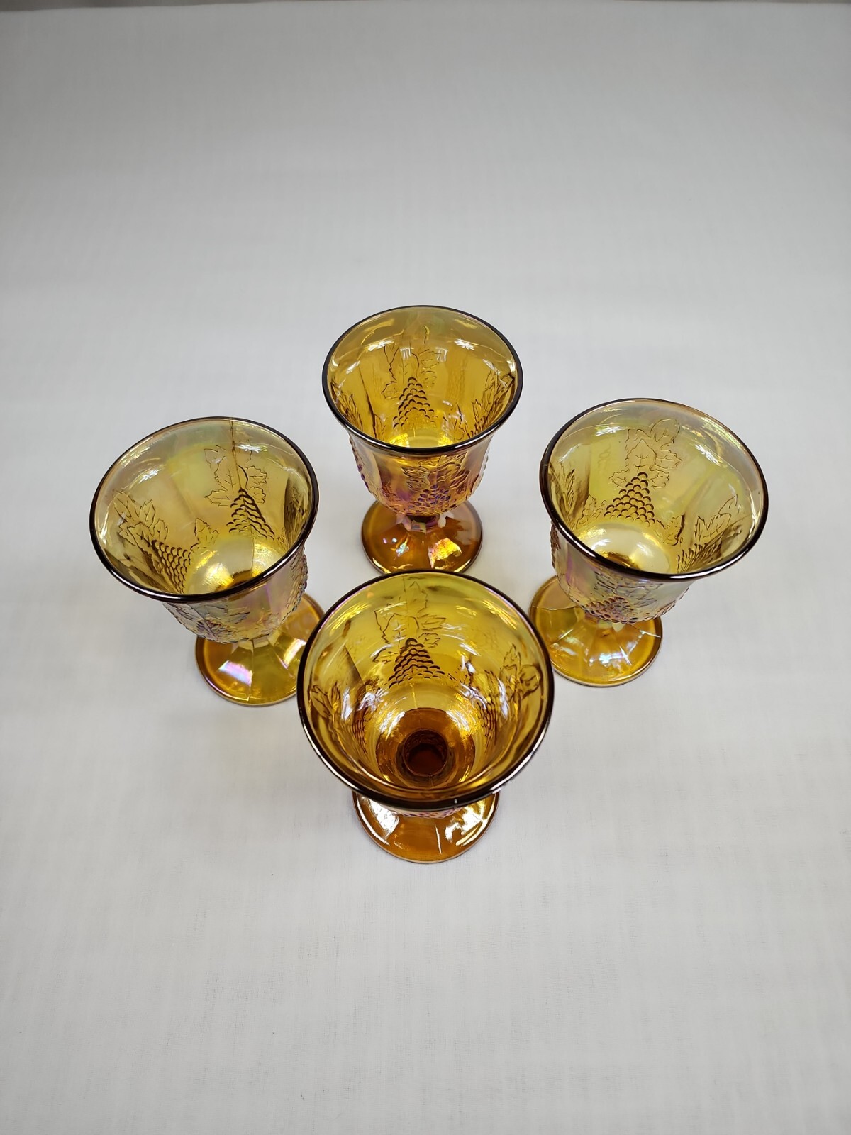 Vintage Gold Iridescent Indiana Carnival Glass Goblet Harvest Grape Set Of 4