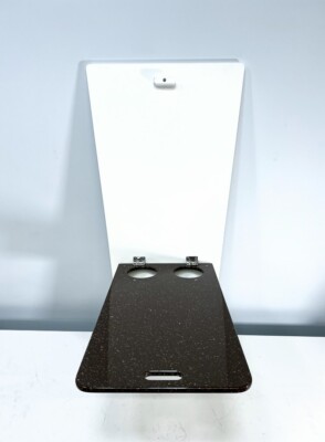 Scout 350 LXF, Cabin Flip Down Table With Cupholders