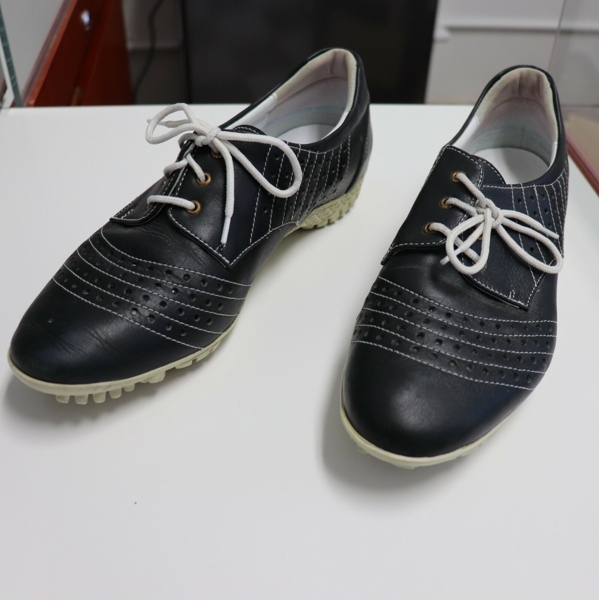 Walter Genuine Ladies Golf Shoes Size 40.5 Great Condition | eBay