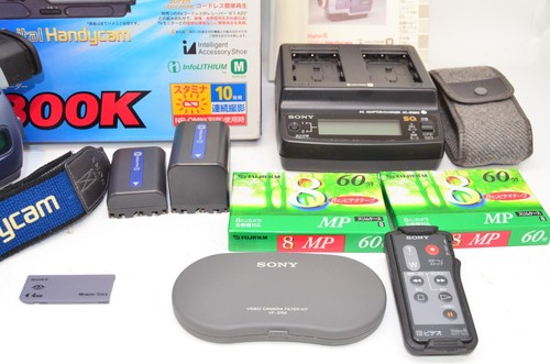 SONY Handycam Recorder DCR-TRV300K Digital8 w/ original box from Japan Used - Picture 3 of 16