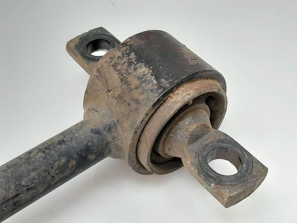 07-17 Ford Expedition Brazo de arrastre inferior trasero lado izquierdo o derecho OEM 7L1Z5500AA Foto 3 de 4