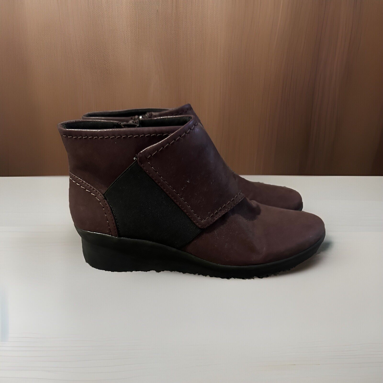 Clark’s Cloud Steppers Maroon Zip Wedge Booties Size 7