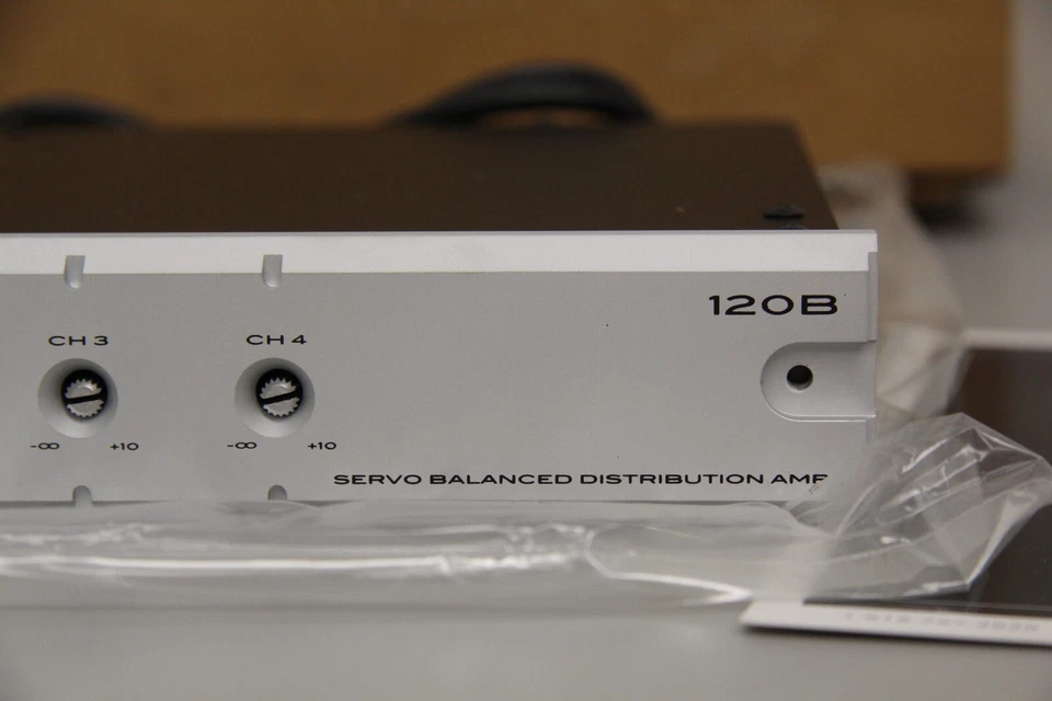 Brand New Old Stock Aphex Model 120B Audio Distribution Amplifier - Image 3 of 4