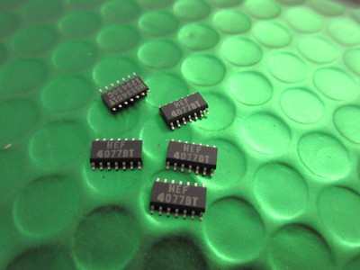 HEF4077BT, Philips IC, digitale XNOR-Kanäle4 Eingänge2 CMOS SMD SOP14 **X5**