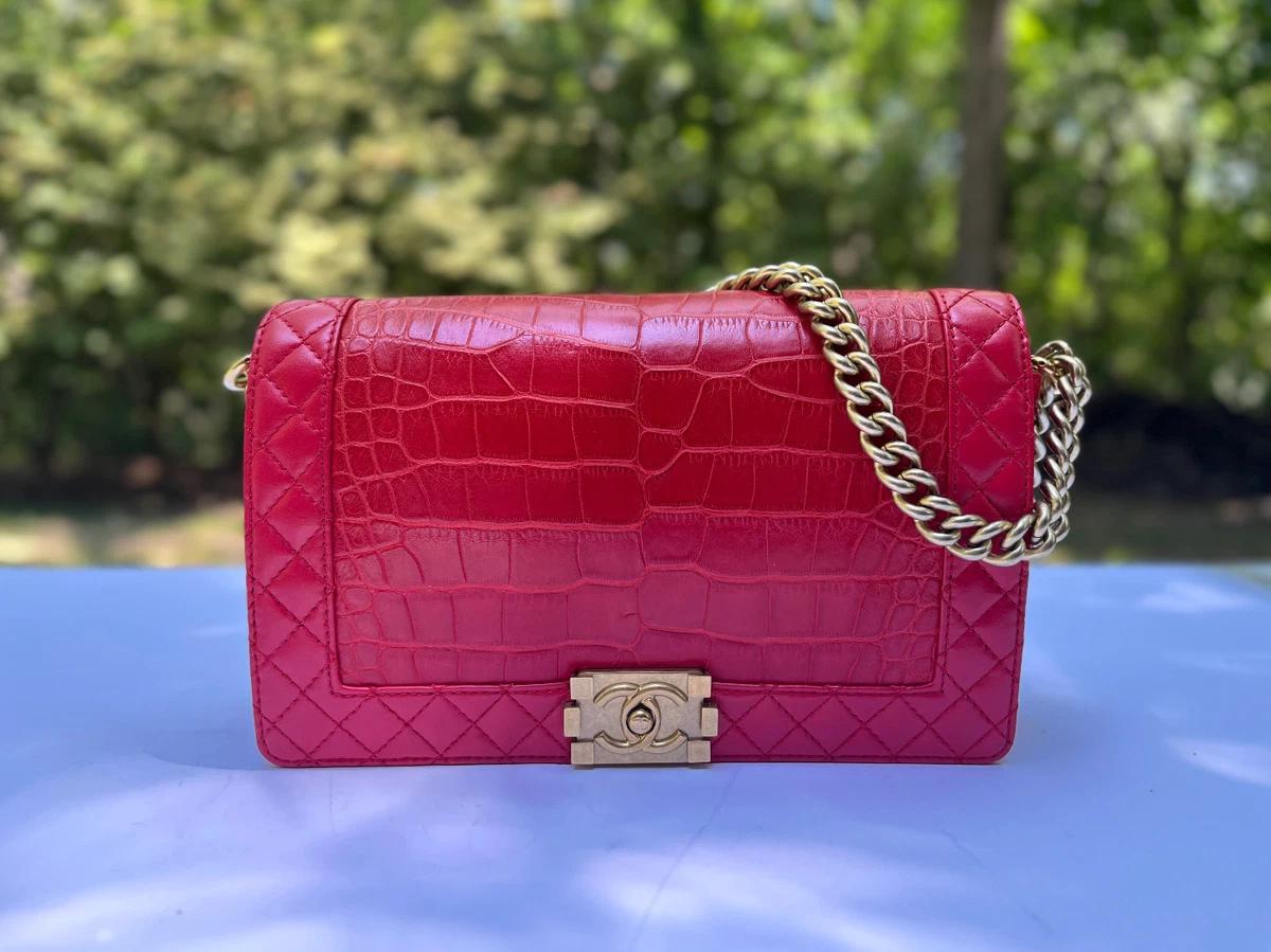 Chanel - Pouch on Chain - Pink Crocodile - Vintage - Pre-loved