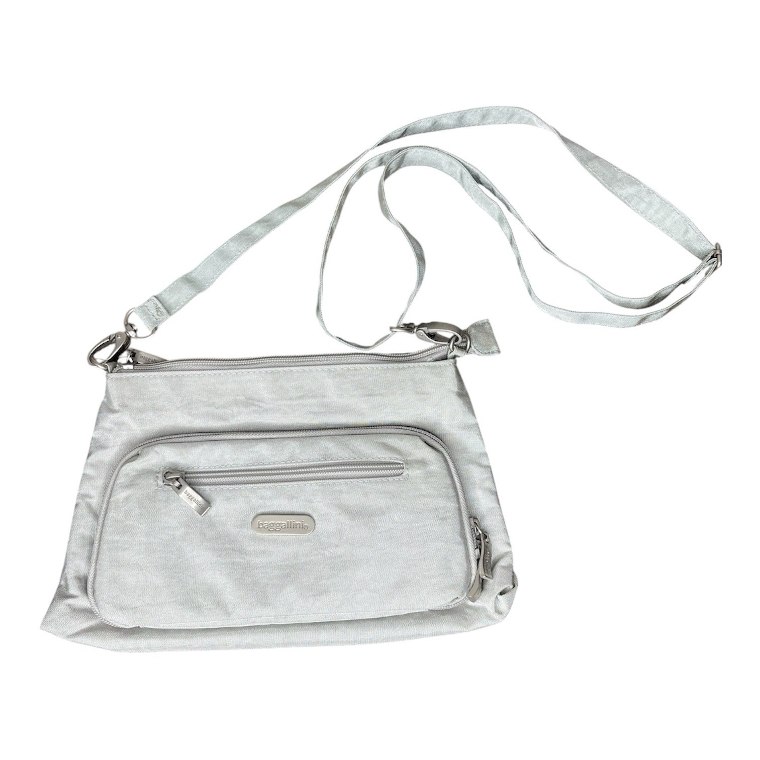 Pre-Owned Baggallini Crossbody BagMultiple Zipper Compartmens Light Grey Silver