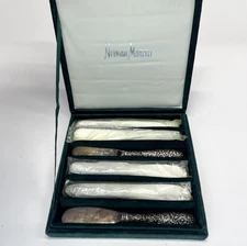 Neiman Marcus Godinger Floral Set/6 Silverplate Butter Pate Spreaders Velvet Box