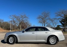 2012 Chrysler 300 Series V6