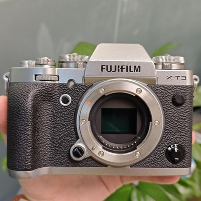 95%New Fuji Fujifilm X T3 XT3 26.1MP 4K/60 Mirrorless Digital Camera Body Only