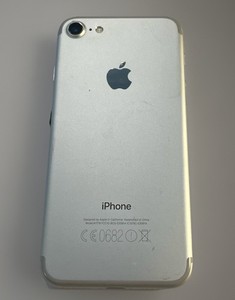 Apple iPhone 7 - Silber 32GB entsperrt - 89% Akku - VOLLSTÄNDIG GETESTET - KOSTENLOSE LIEFERUNG
