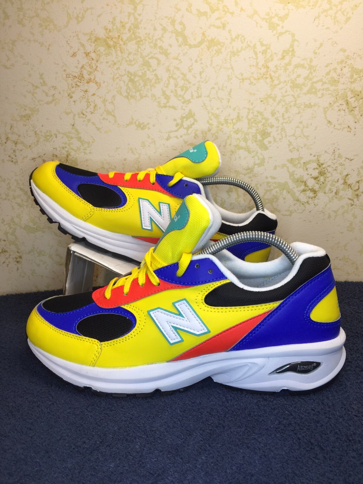 Size 8 - New Balance 498 Black/Blue 