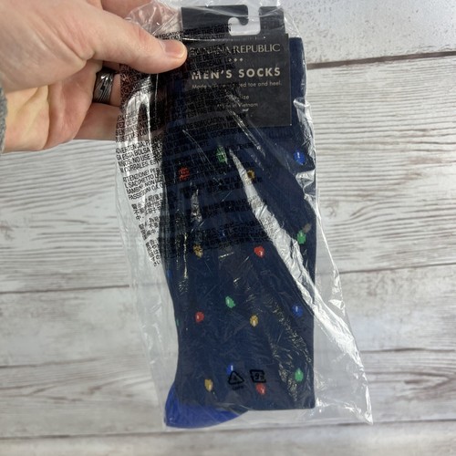 MEN'S BANANA REPUBLIC CHRISTMAS LIGHTS PRINT SOCKS ONE SIZE NEW SEALED FREE SHP - Picture 2 of 9
