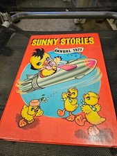 Sunny Stories Annual 1971, Vintage in good condition 