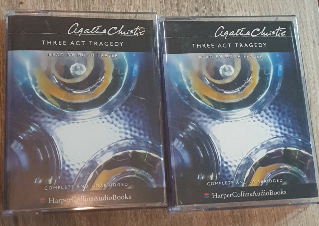 AGATHA CHRISTIE - THREE ACT TRAGEDY  -   AUDIO BOOK -  ( 4  CASSETTES)