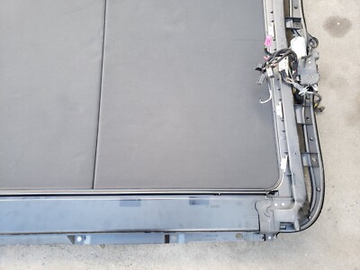 2007 BMW X5 E70 Panoramic SUN ROOF MOONROOF Glass / Assembly 2007 BMW X5 E70 Panoramic SUN ROOF MOONROOF Glass / Assembly