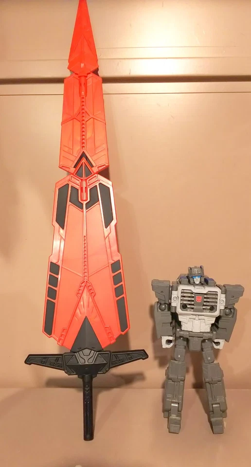 Takara Tomy Transformers Legends Fortress Maximus LG31 - Image 4 of 4