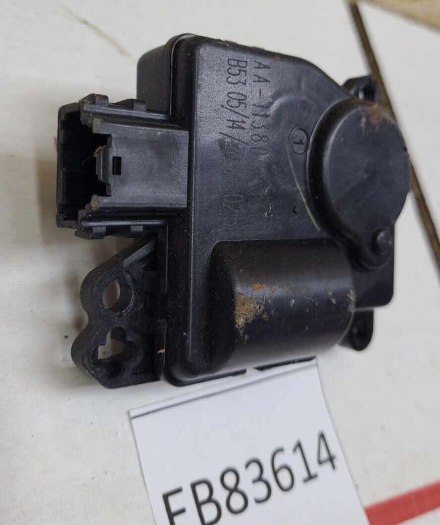 2009-2012 DODGE RAM 1500 HVAC Box Blend Door Motor Actuator 2500