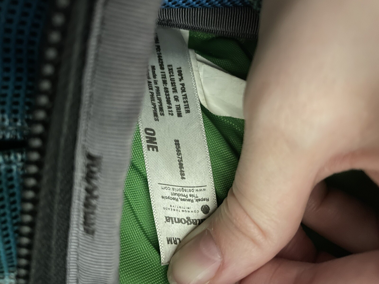 Patagonia Black Hole 35L Backpack Daypack Pack, Blue, Green Rare Discontinued