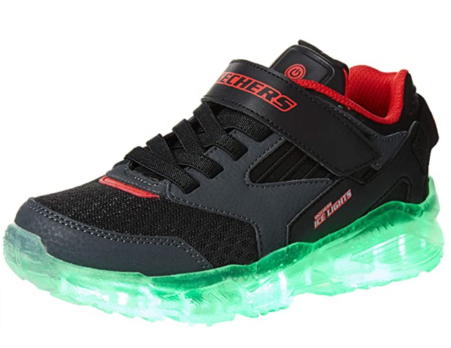 boys sketchers trainers