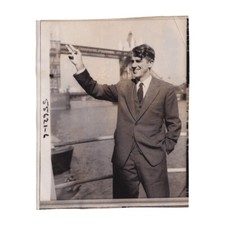 Commonwealth Trans-Antarctic Expedition SIR EDMUND HILLARY PRESS PHOTOGRAPH 1956