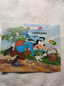 Grenada - 1981 Disney Animation. 2 Mini Sheets +  4 Stamp Set. FREE SHIPPING.