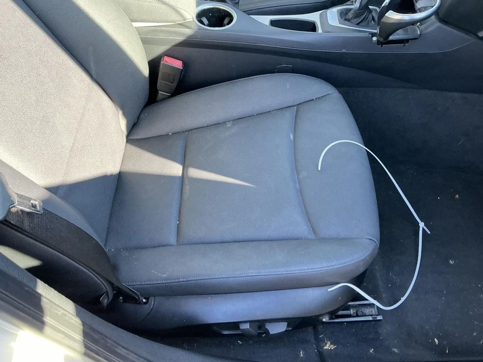 Seat Belt Front Bucket Passenger Retractor Dark Gray Fits 12-15 BMW X1 797660 Foto 2 de 4