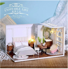 Room Box Enjoyable Life DIY Miniature Bedroom/Bathroom enjoy every moment!