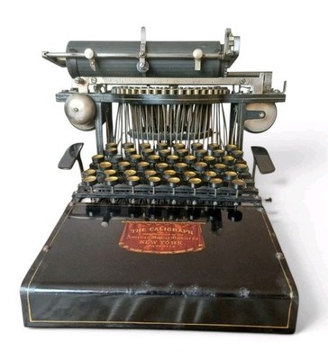 Extrem seltene Caligraph 1 Schreibmaschine mit seltenem Koffer. 
