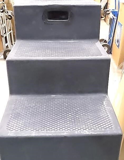 Picture 2 of 3