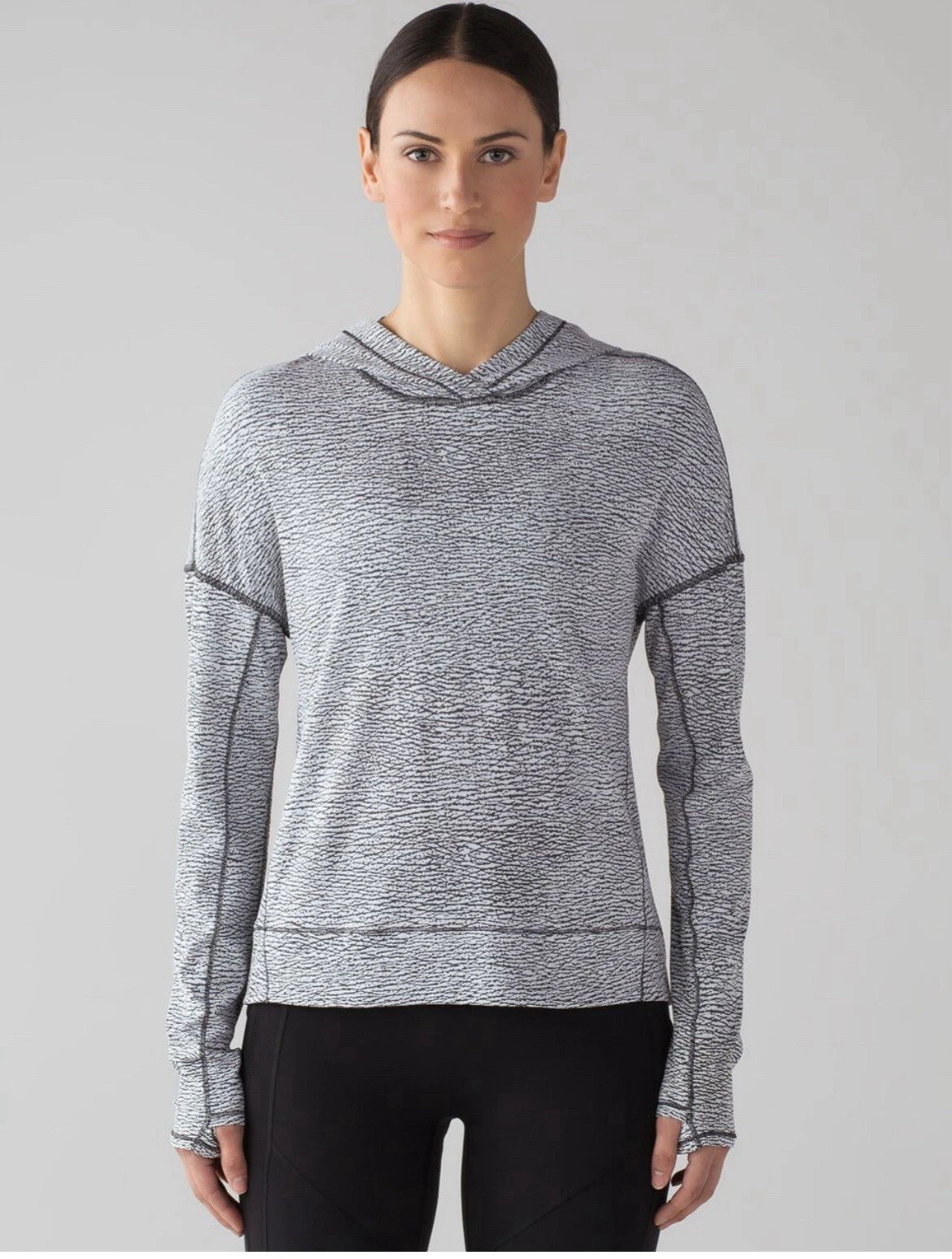 Lululemon Women Sz 10 Hoodie Top Squad Goals Pebbled White Black Lightweight Run
Opens in a new wind