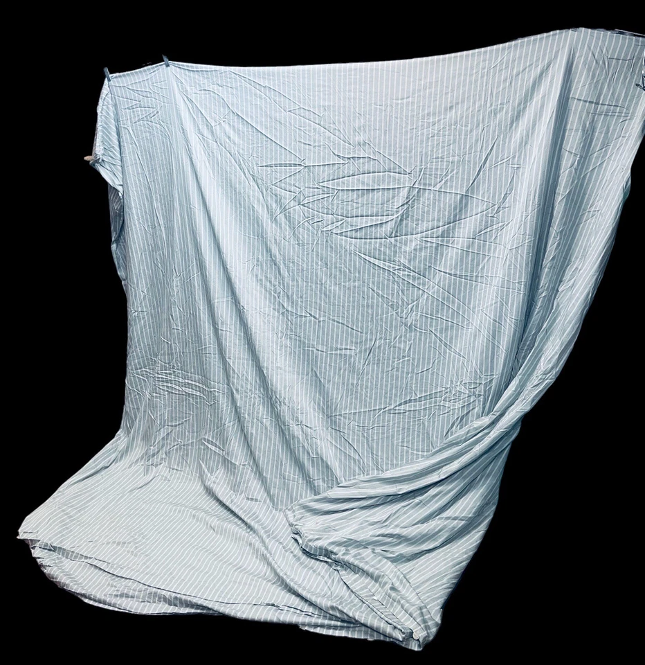 Restoration Hardware Italy Cotton Sateen King Duvet Cover & 1 King Sham Striped - Image 4 of 4