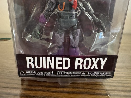 Juego de 3 Funko Five Nights At Freddy’s Security Breach Ruined Chica Roxy Eclipse - Imagen 8 de 11