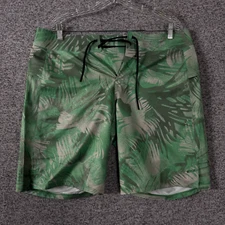Lululemon Men's Size 34 Green Print Current Slate Board Short