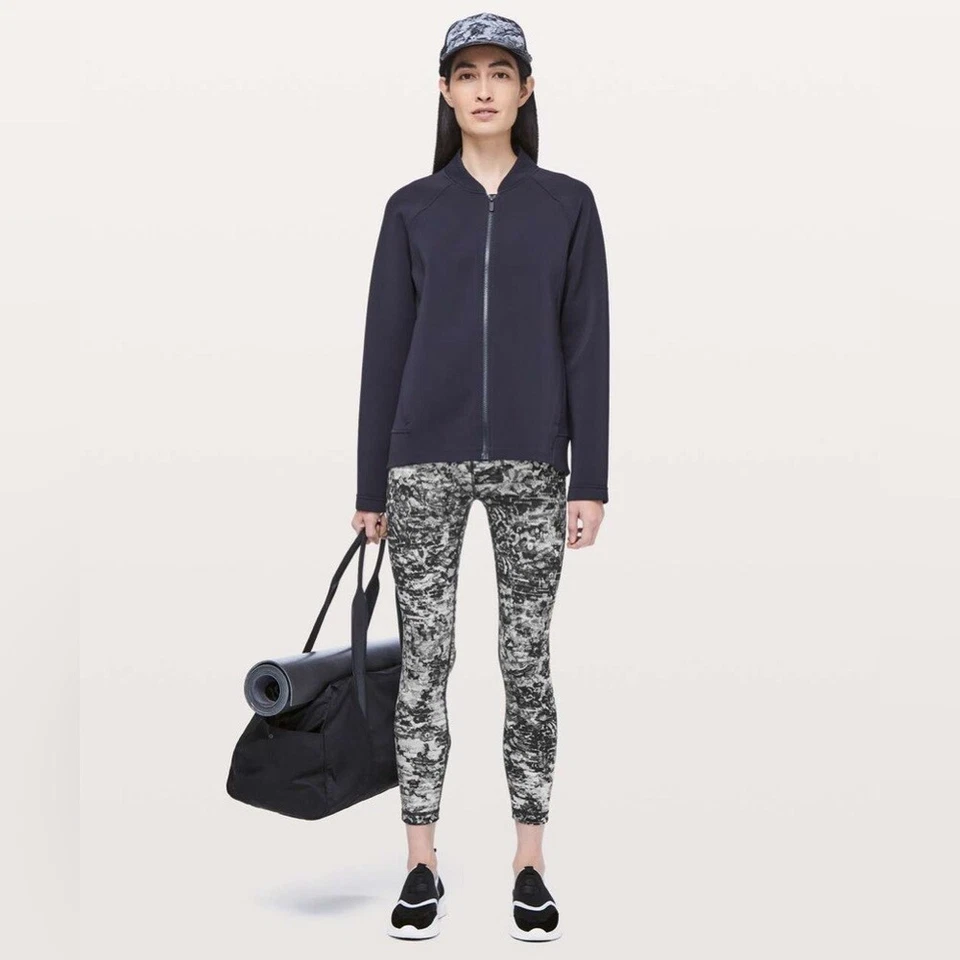 Mallas Lululemon Wunder Under High-Rise 7/8 *Full-On Luxtreme 25" para mujer talla 6 Foto 2 de 4