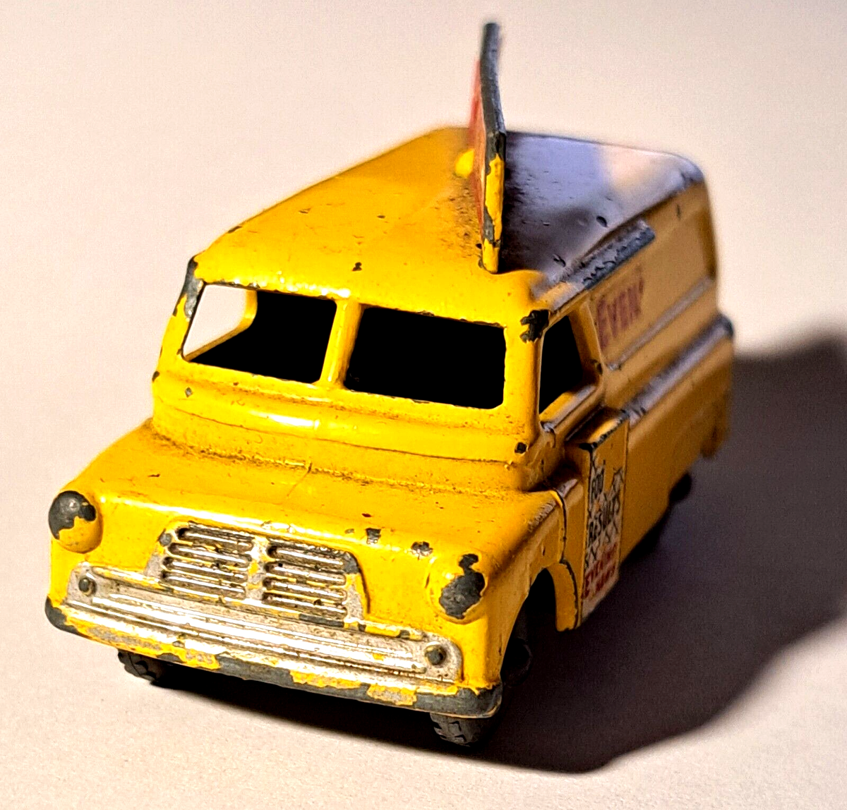 Matchbox BEDFORD EVENING NEWS VAN 42-A 1957 | eBay Australia