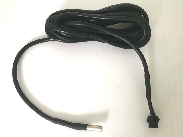 gps tracker with temperature sensor