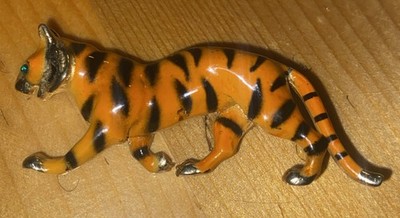 VINTAGE 60's SIGNED CAPRI ENAMEL TIGER PIN BROOCH ~ 2 1/2 . Green Eye