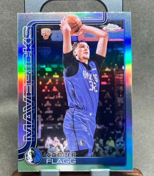 Cooper Flagg 2025-26 Topps Chrome Refractor RC #251 -F1