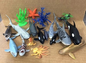 Sea Creatures Animals Lot Of 18, Shark, Whale, Dolphin, Plastic Rubber Toy