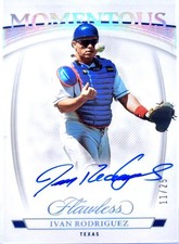 📈 IVAN RODRIGUEZ FLAWLESS AUTO /25📈 2023 MOMENTOUS SIGNATURES SIGNATURE SILVER