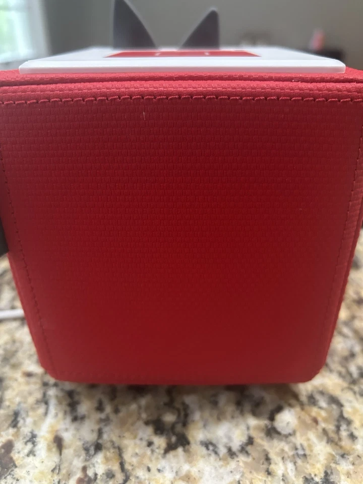 Red Toniebox  and Charger + 7 Tonies + Earphones Bundle - Image 4 of 4