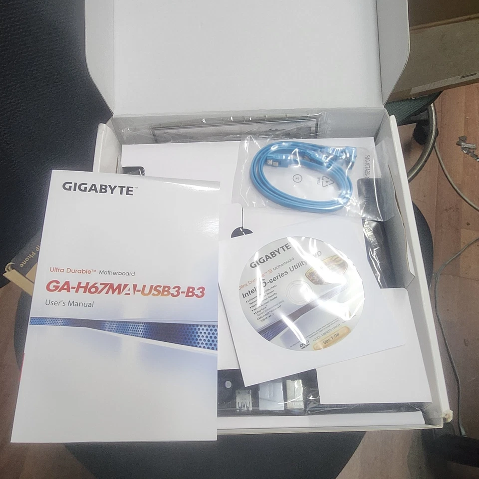 Gigabyte GA-H67MA-USB3-B3 LGA 1155 USB3 DDR3 Intel Motherboard - New!!! - Image 4 of 4