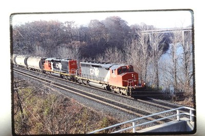 CN 5294, 5325 TR 410 bayview ont 11-9-93 original 35mm kodak train photo slide