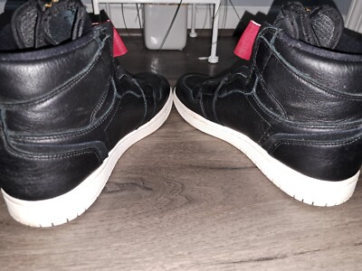 EUC Nike Air Jordan 1 Retro High Zip Black Sail Women's Size